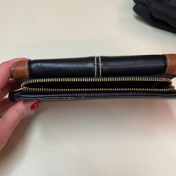 Wallet - Picture 4 of 5